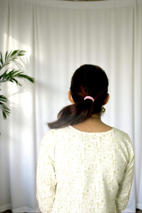 Ivryna – White Peacock Border Long Kurta - Image 4