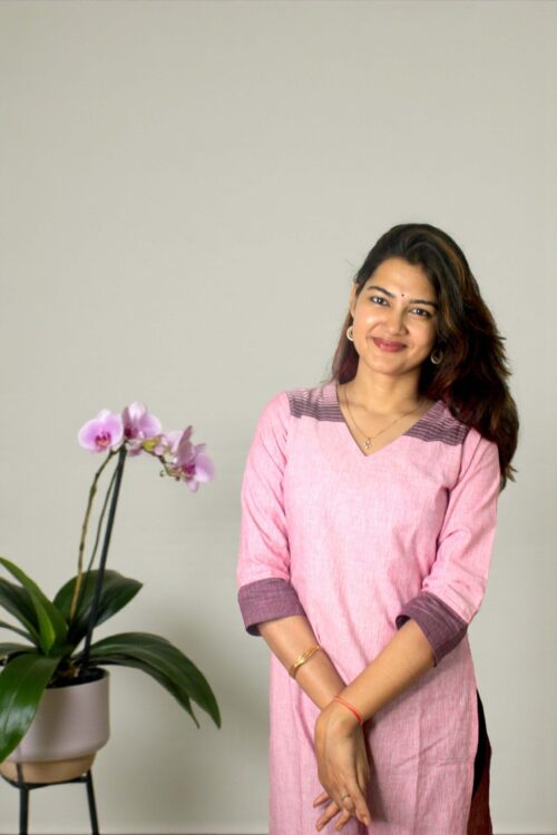 Ruhira – Pink Contrast Border Long Kurta