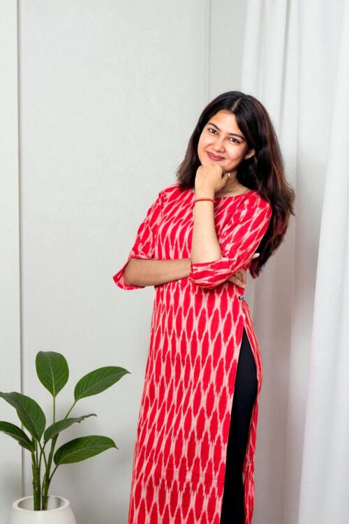 Aarvya – Scarlet Ikat Elegance Kurta