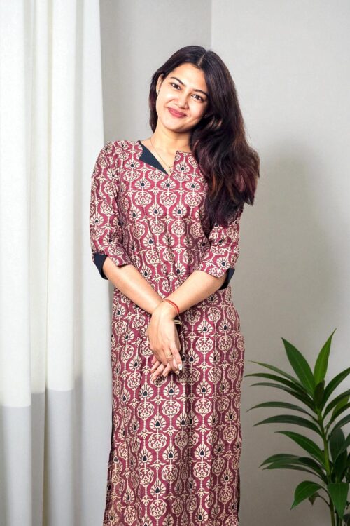 Zarika – Maroon Chanderi Foil Print Kurta