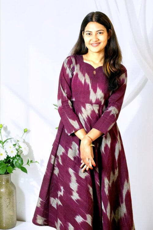 Ziranya – Wine Khadi Ikkat Flared Kurta