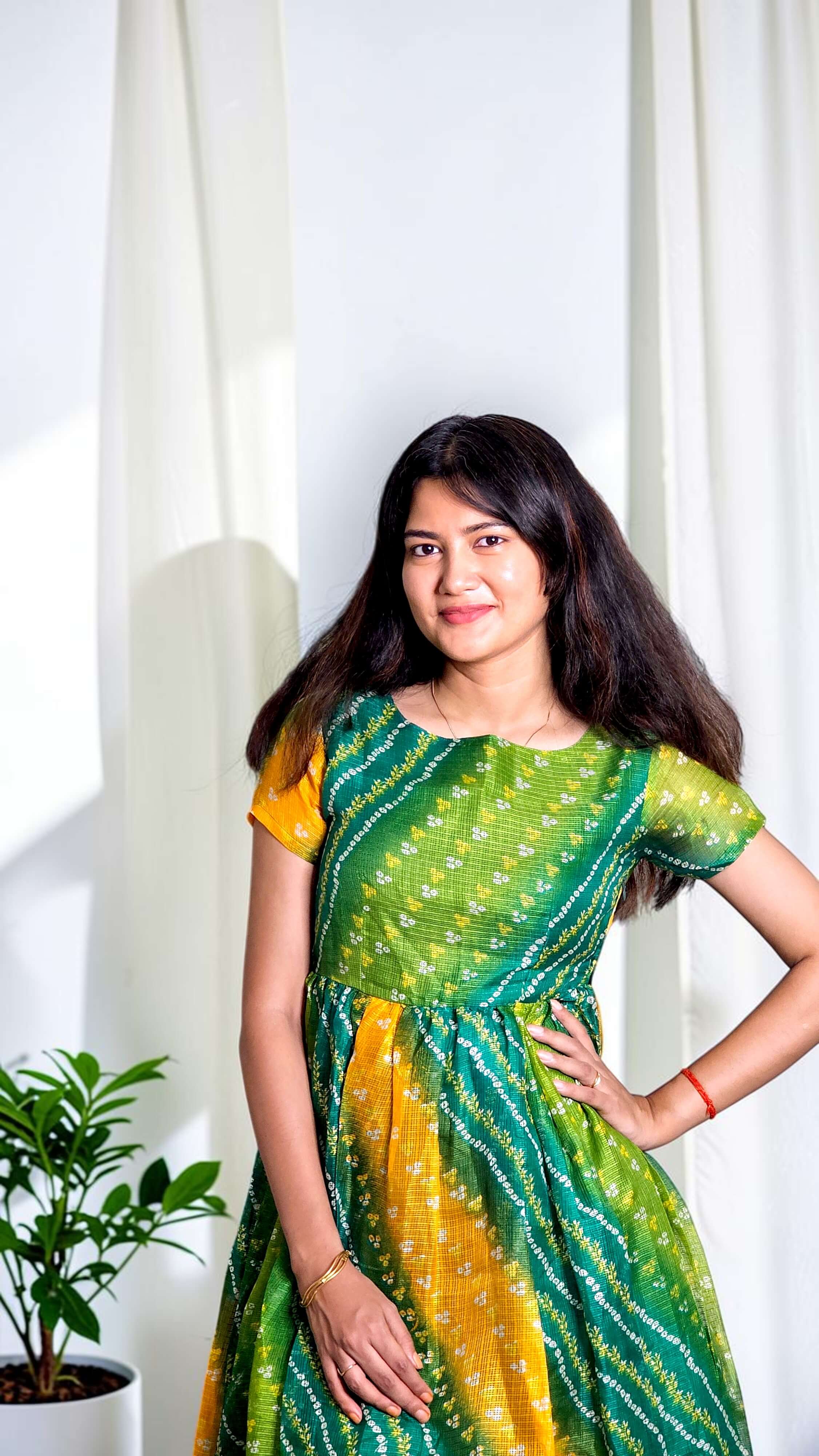 Raja Ira – Green Bandhani Flared Maxi Dress