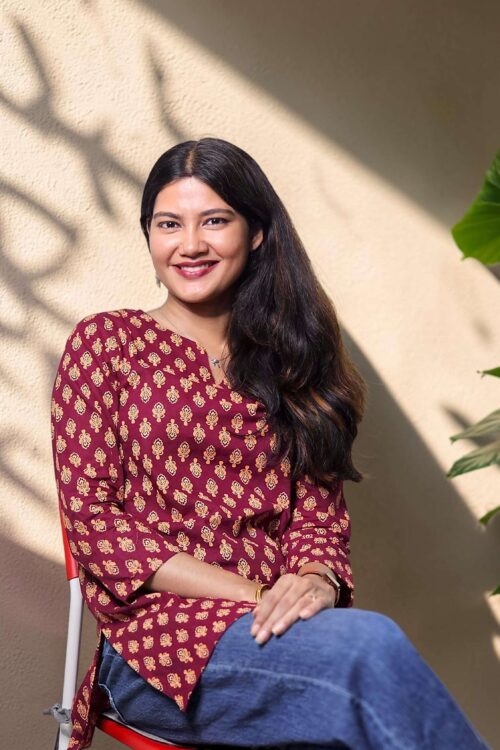 Mehira – Maroon Floral Motif Cotton Kurta Top