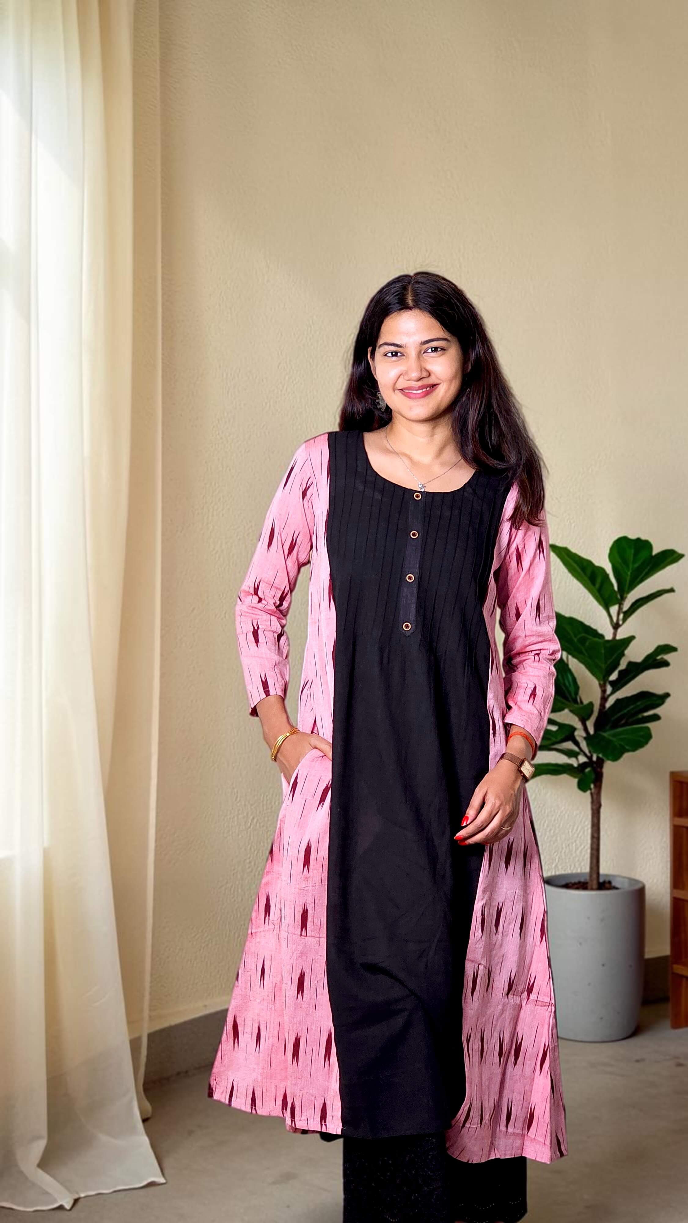 Mishara – Pink & Black Ikat Khadi Panelled Kurta
