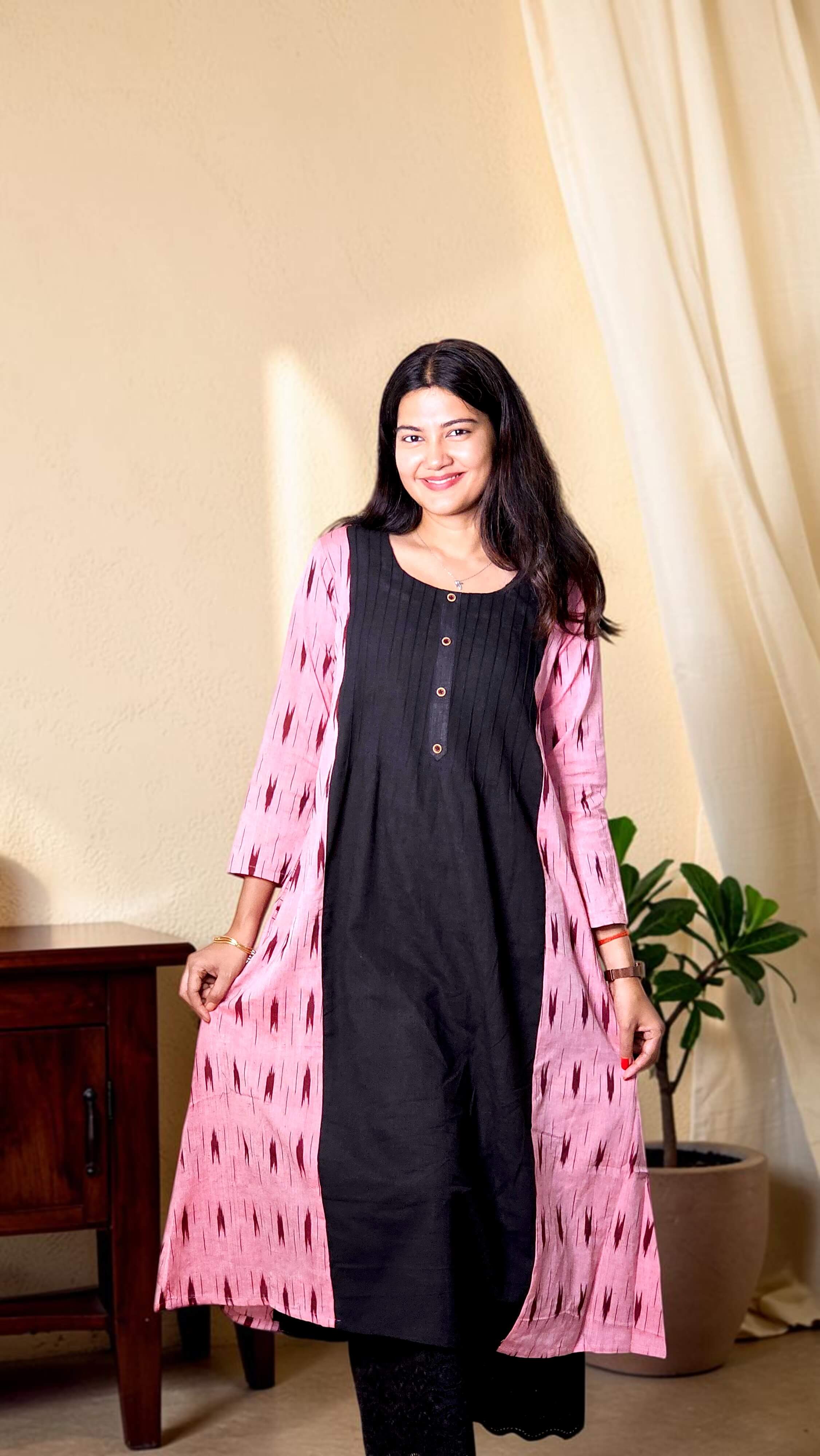 Mishara – Pink & Black Ikat Khadi Panelled Kurta - Image 2