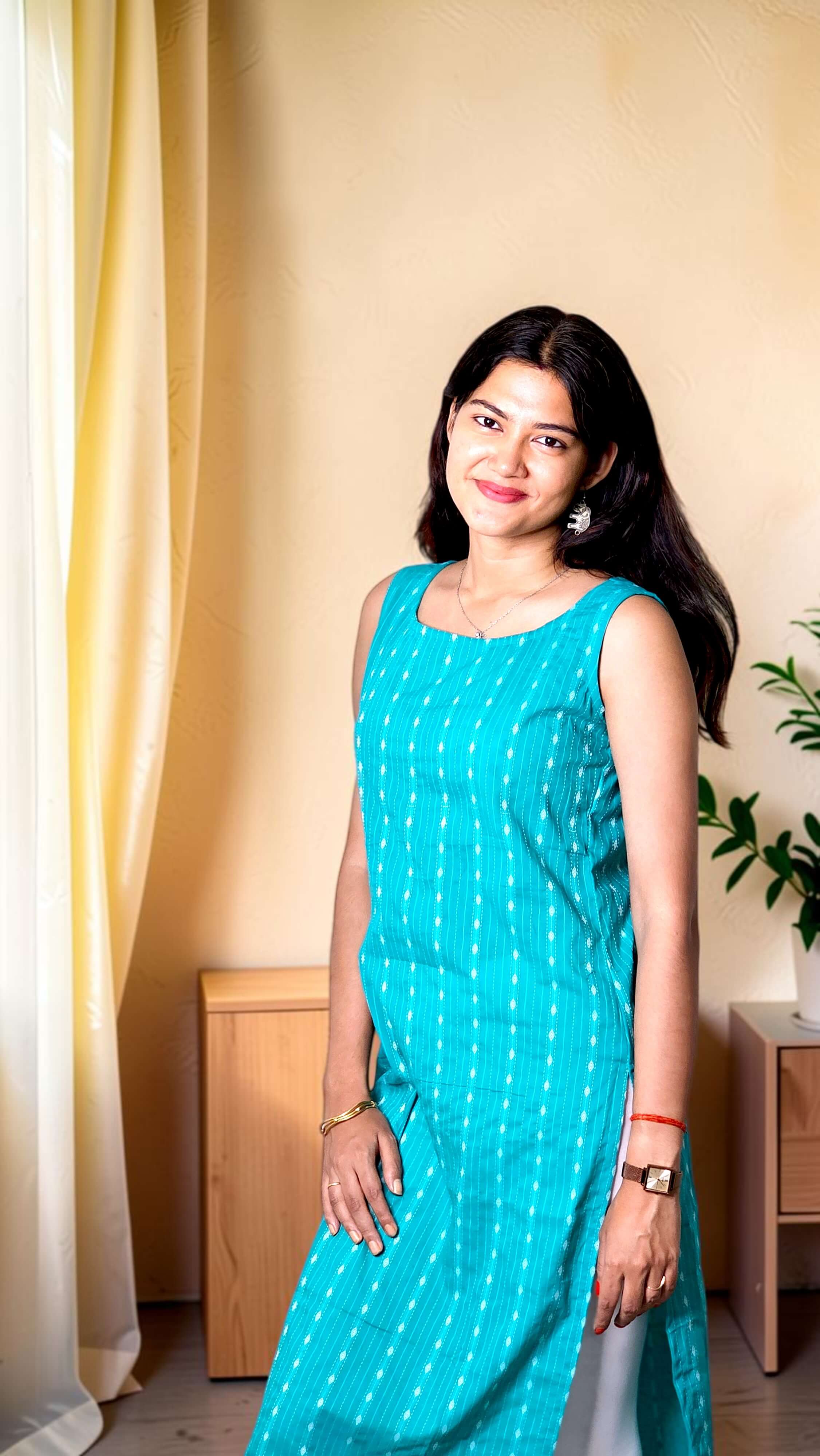 Avyra – Turquoise Katha Cotton Sleeveless Kurta - Image 4