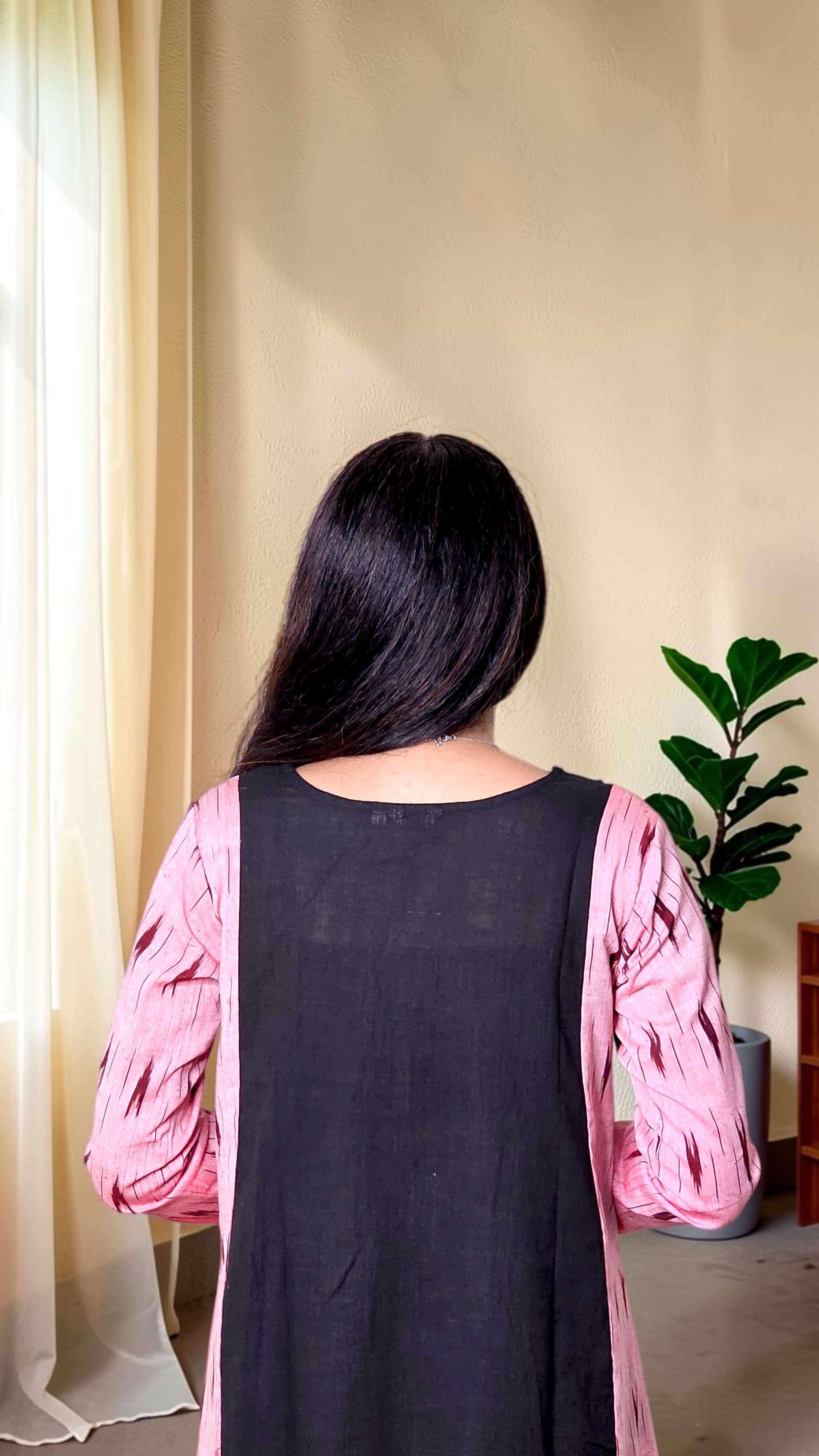 Mishara – Pink & Black Ikat Khadi Panelled Kurta - Image 4